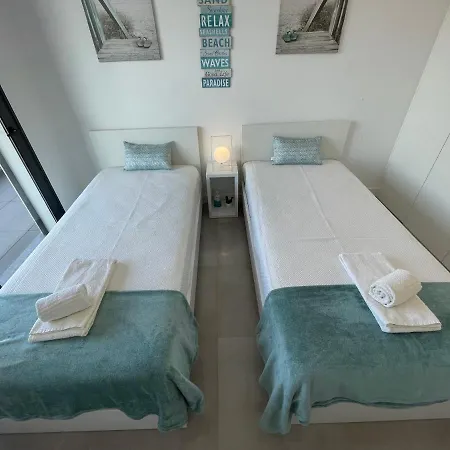 Апартаменты Salinas House T3 *